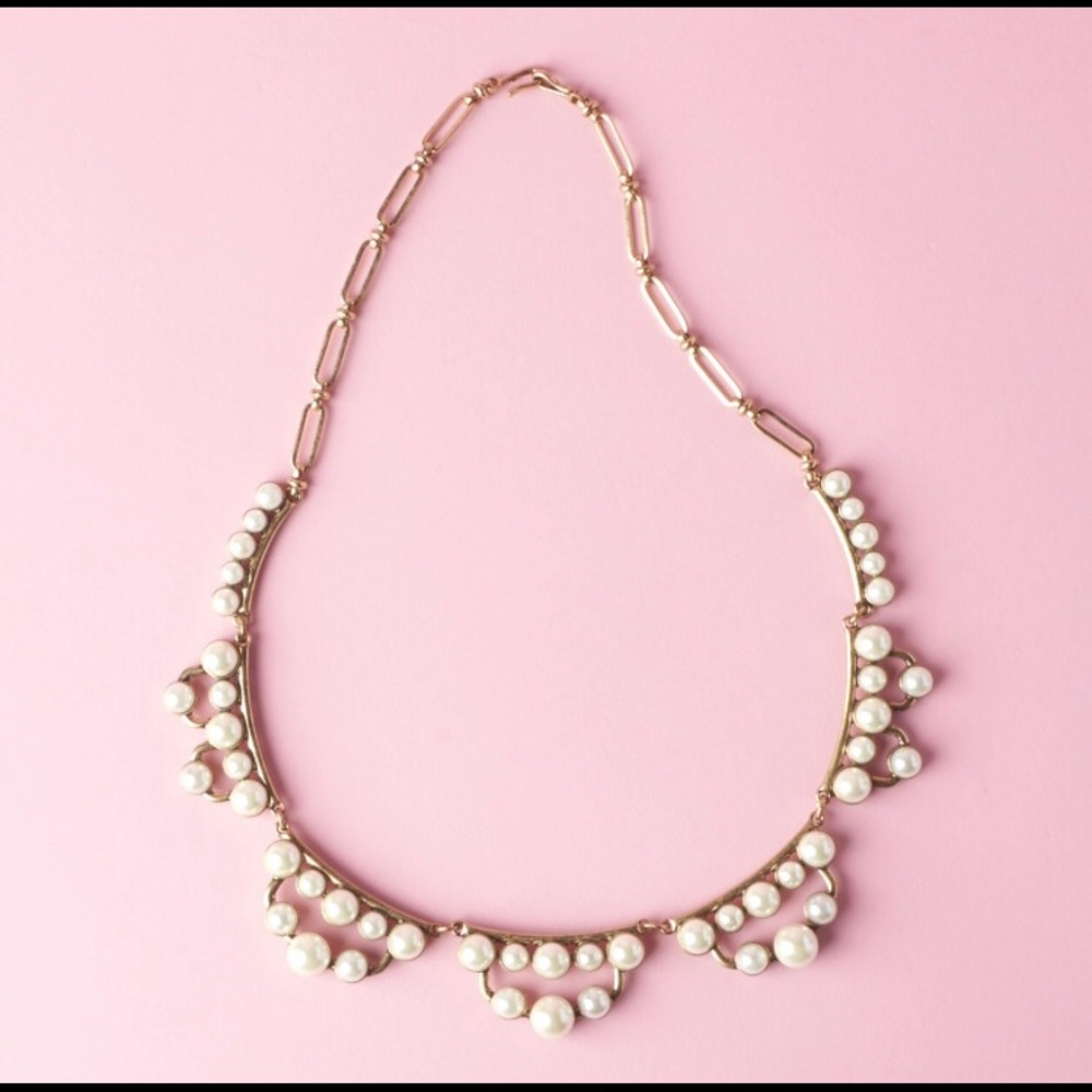 Petra Pearl Collar